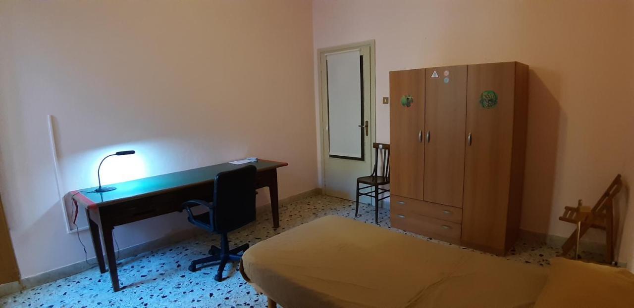 Stanza Privata In Appartamento Per Smart Working, Digital Nomads O Coliving Palermo Exteriör bild