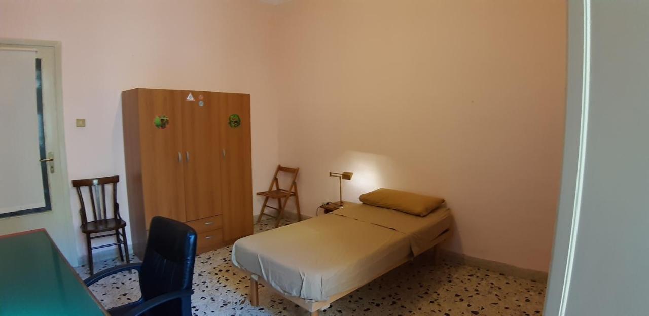 Stanza Privata In Appartamento Per Smart Working, Digital Nomads O Coliving Palermo Exteriör bild