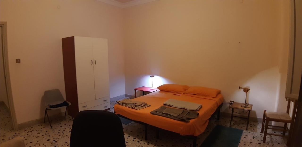 Stanza Privata In Appartamento Per Smart Working, Digital Nomads O Coliving Palermo Exteriör bild